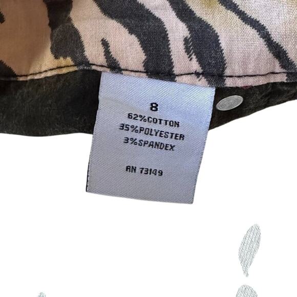 Womens Shorts Size 8 Tie Dye Reworked Indie Bold Vacation Summer Handcrafted Fun - Picture 7 of 8